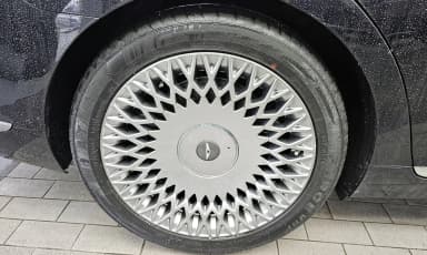 G90