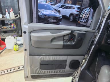 Express Van