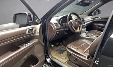 Grand Cherokee