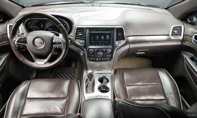 Grand Cherokee