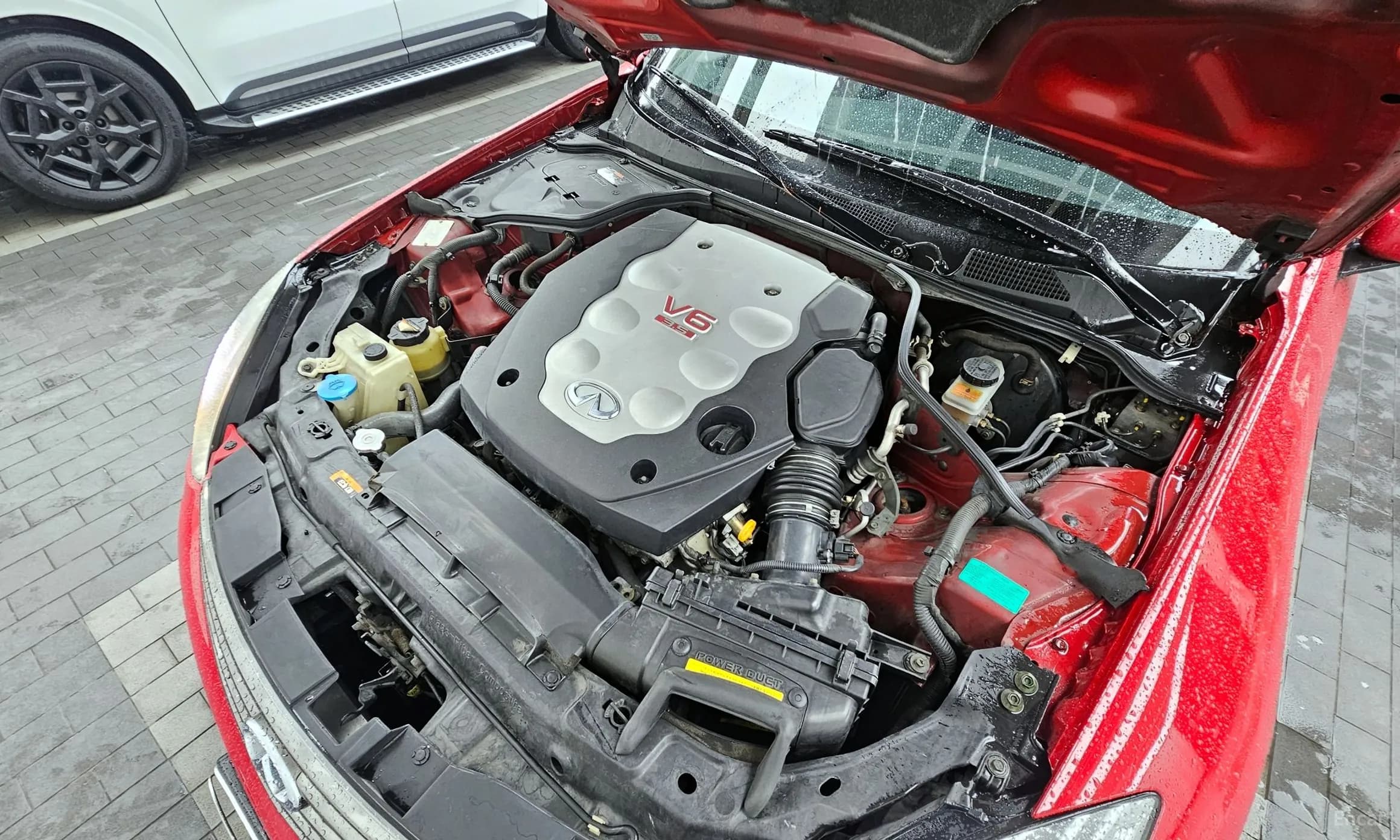 G35