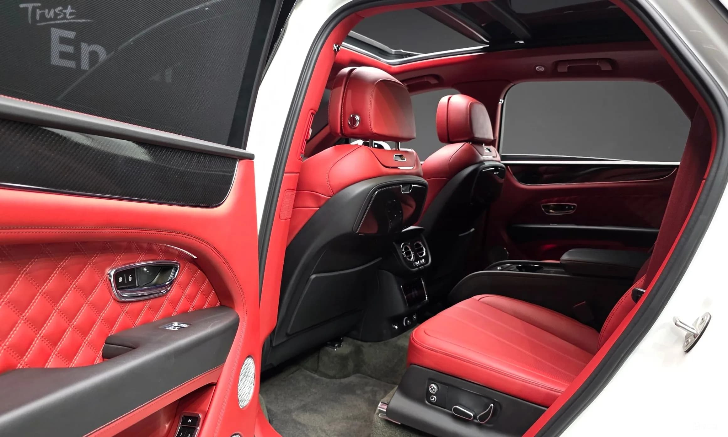 Bentayga