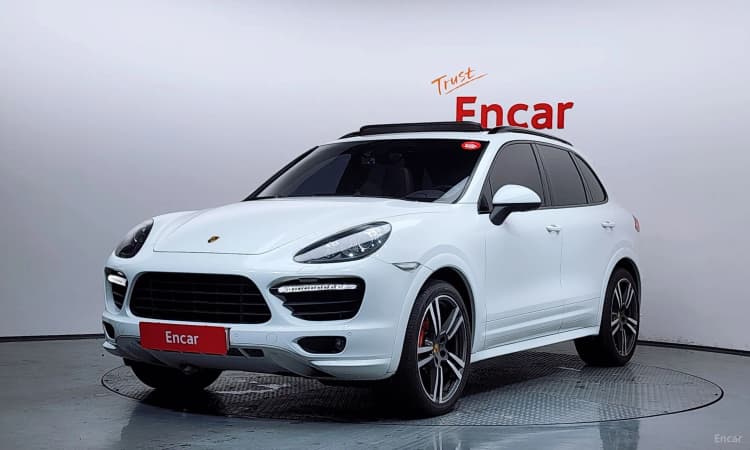 New Cayenne