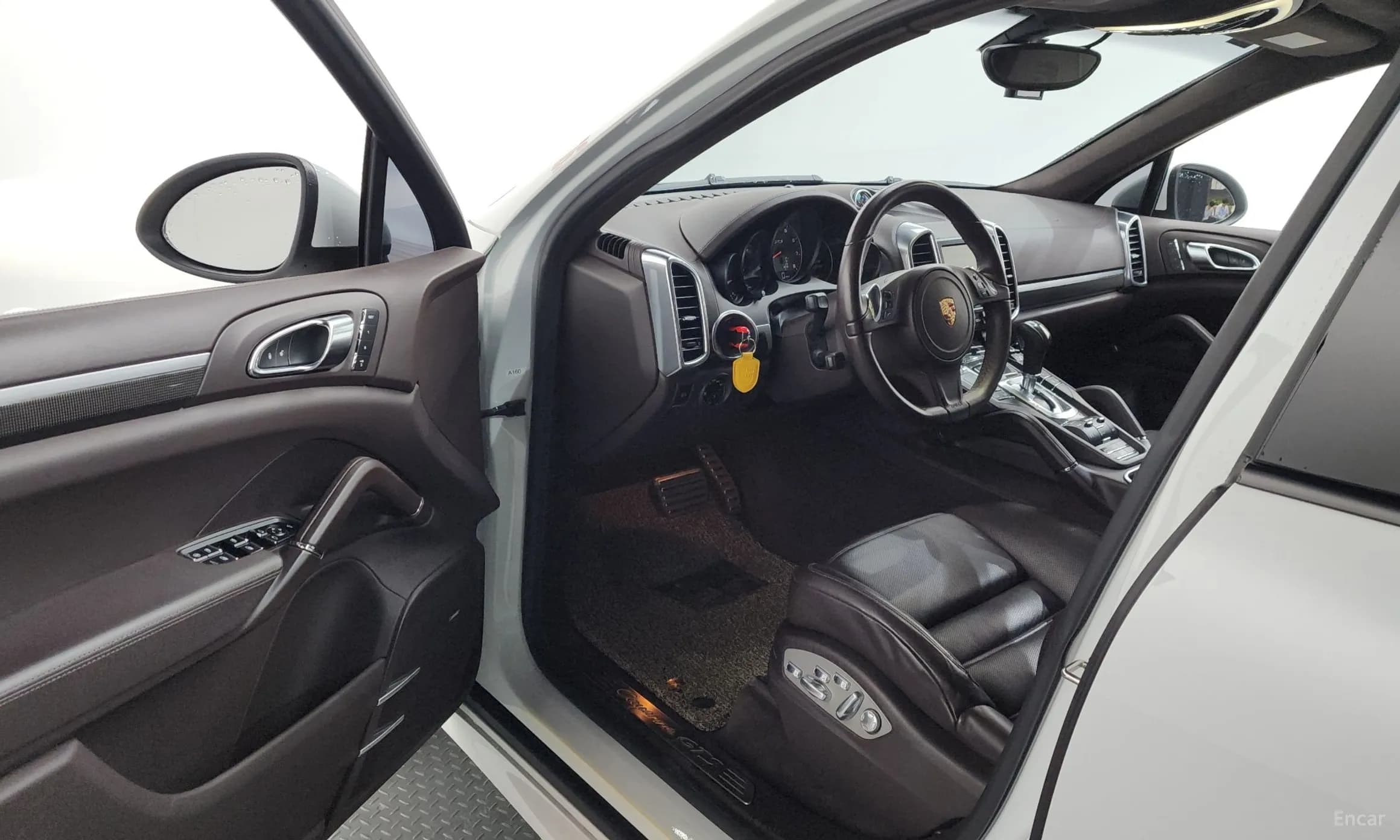New Cayenne