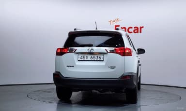 RAV4