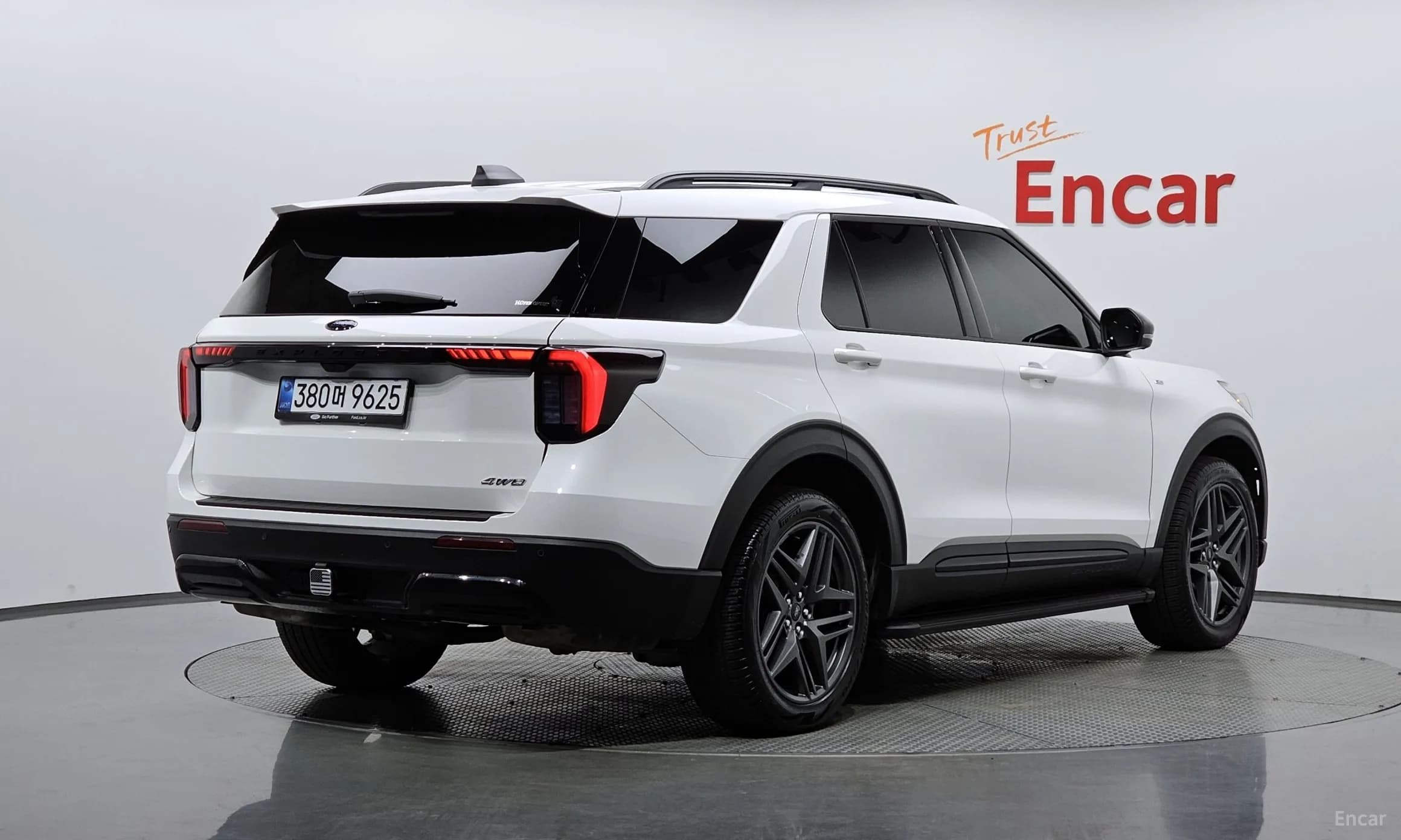 Explorer 6th Generation