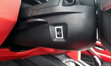 Series 4 (F32)