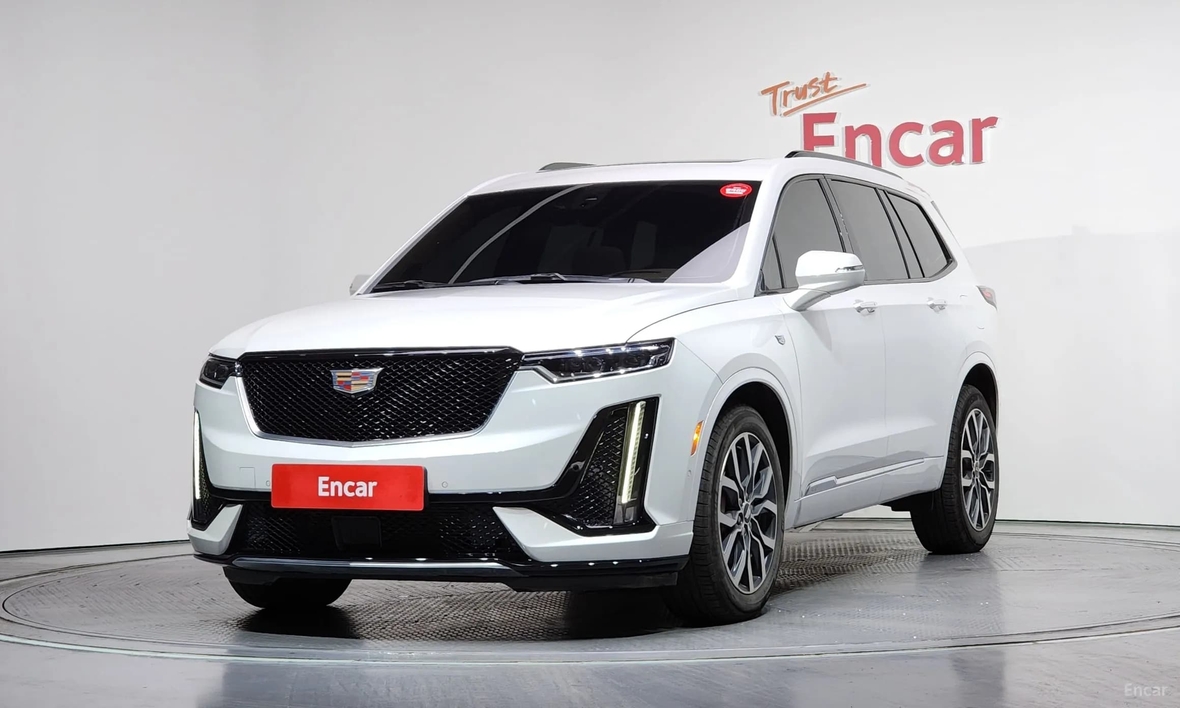 XT6