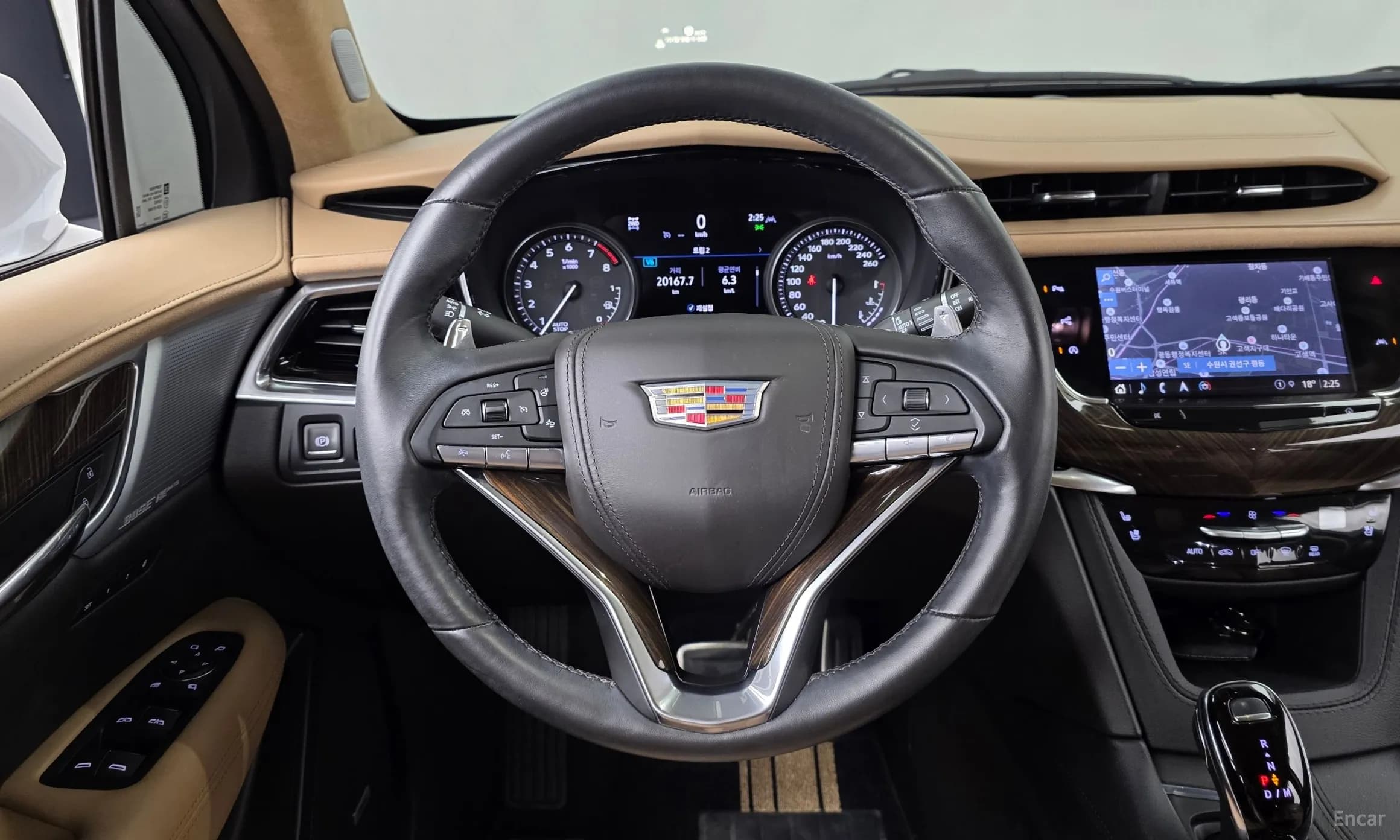 XT6