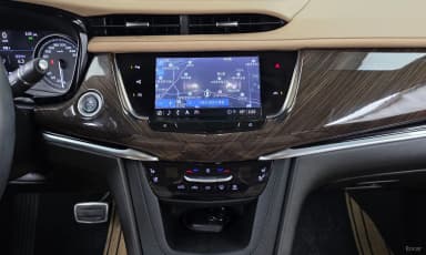 XT6