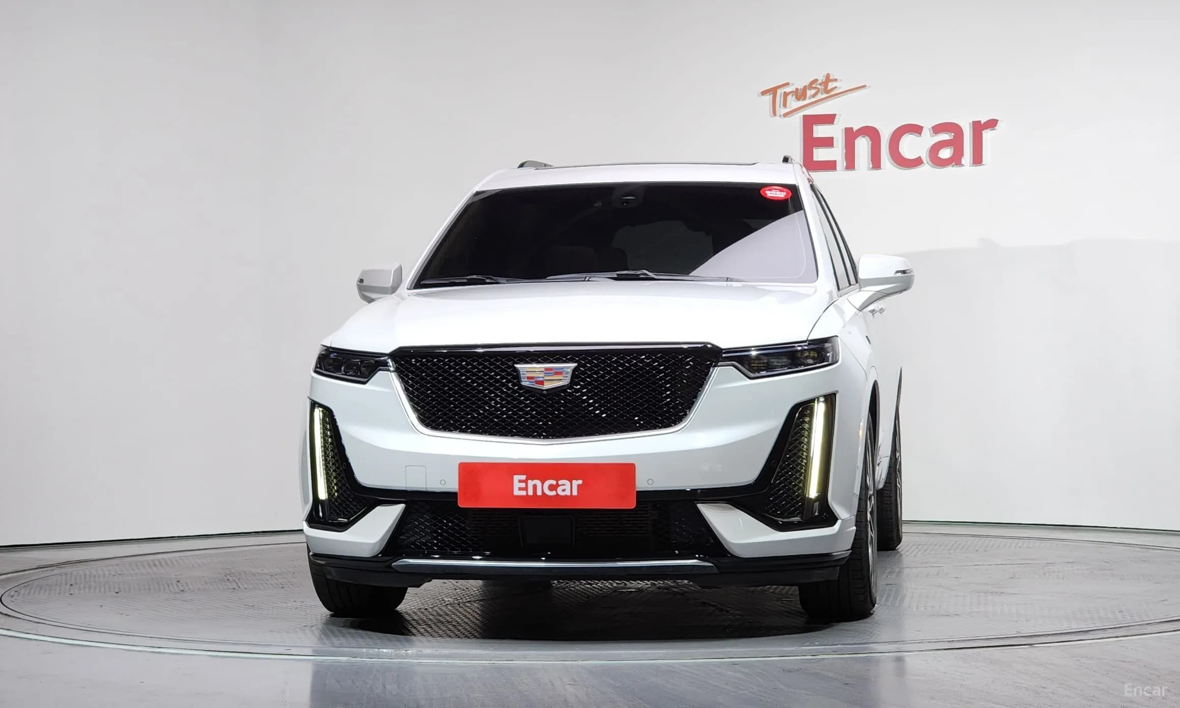XT6