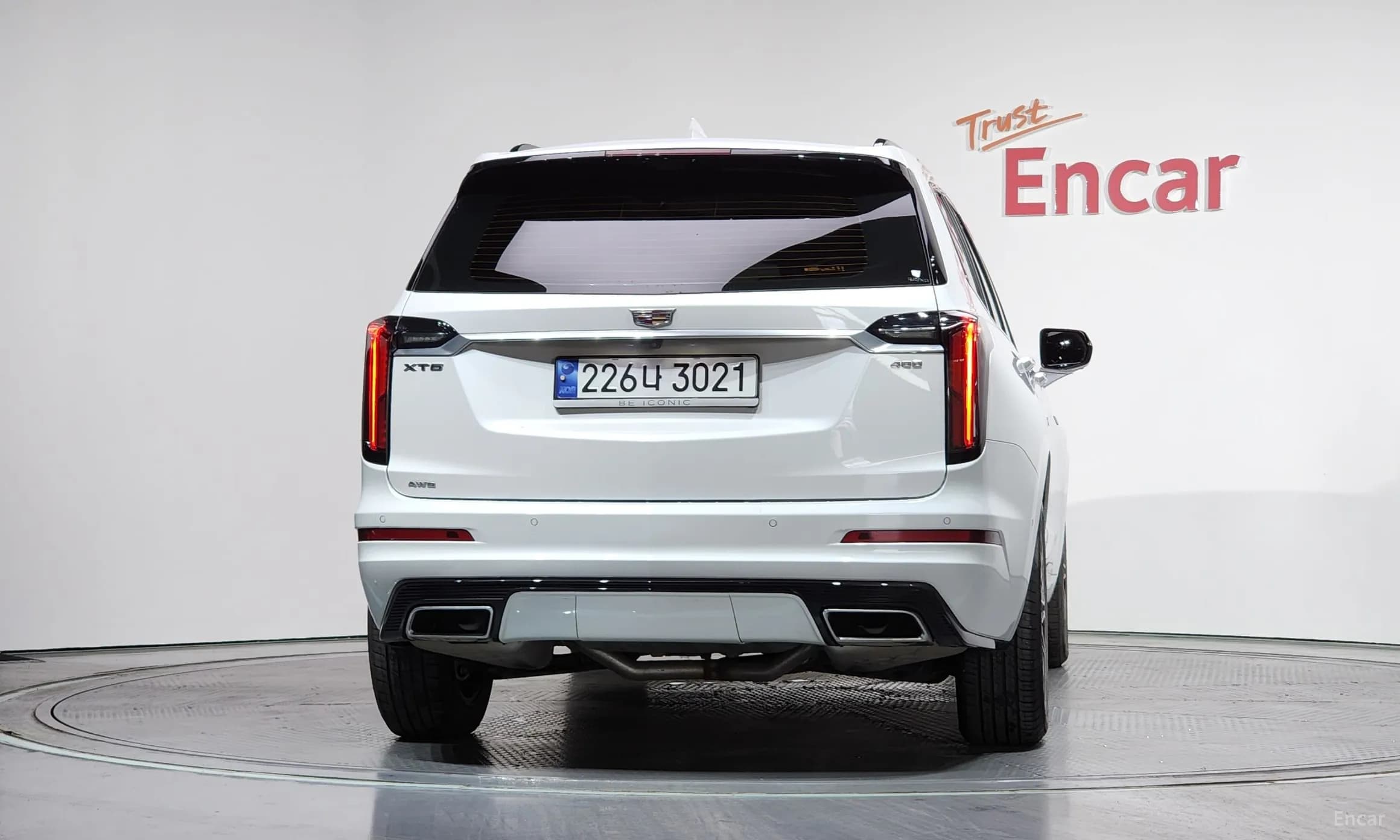 XT6