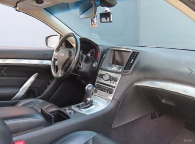 G37