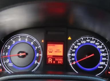 G37