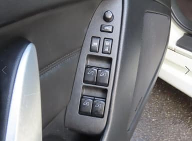 G37
