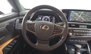 ES300h 7th Generation