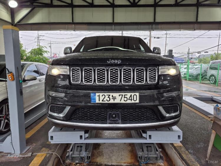 Grand Cherokee