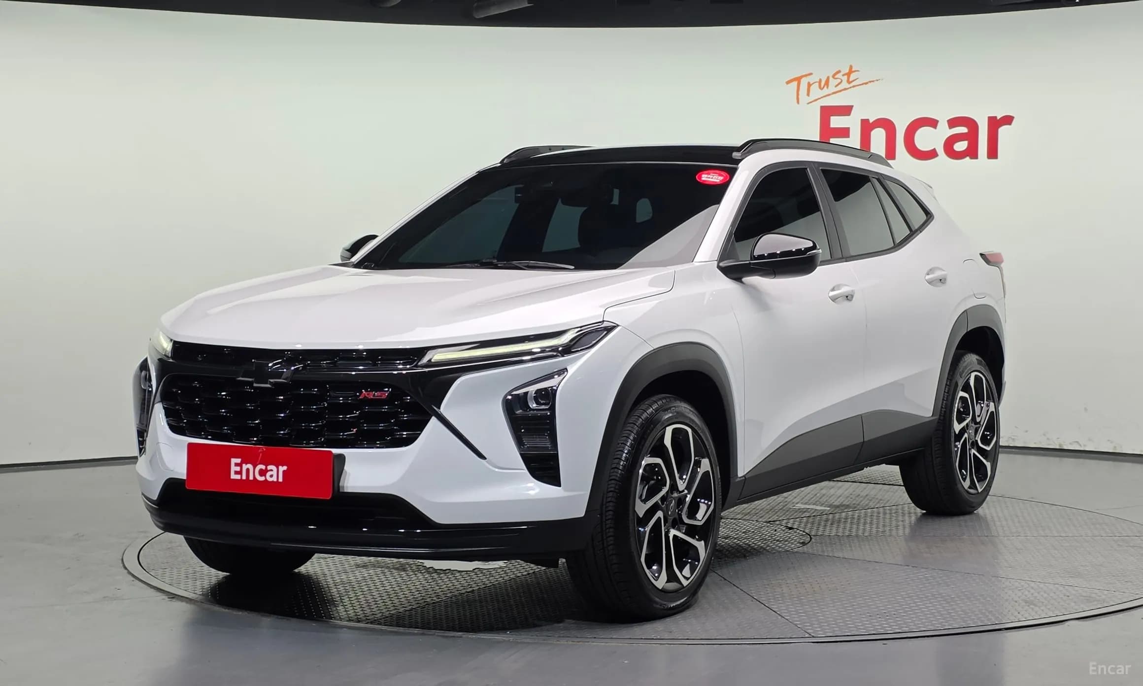 Trax Crossover