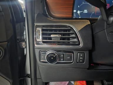 Navigator 4th generation