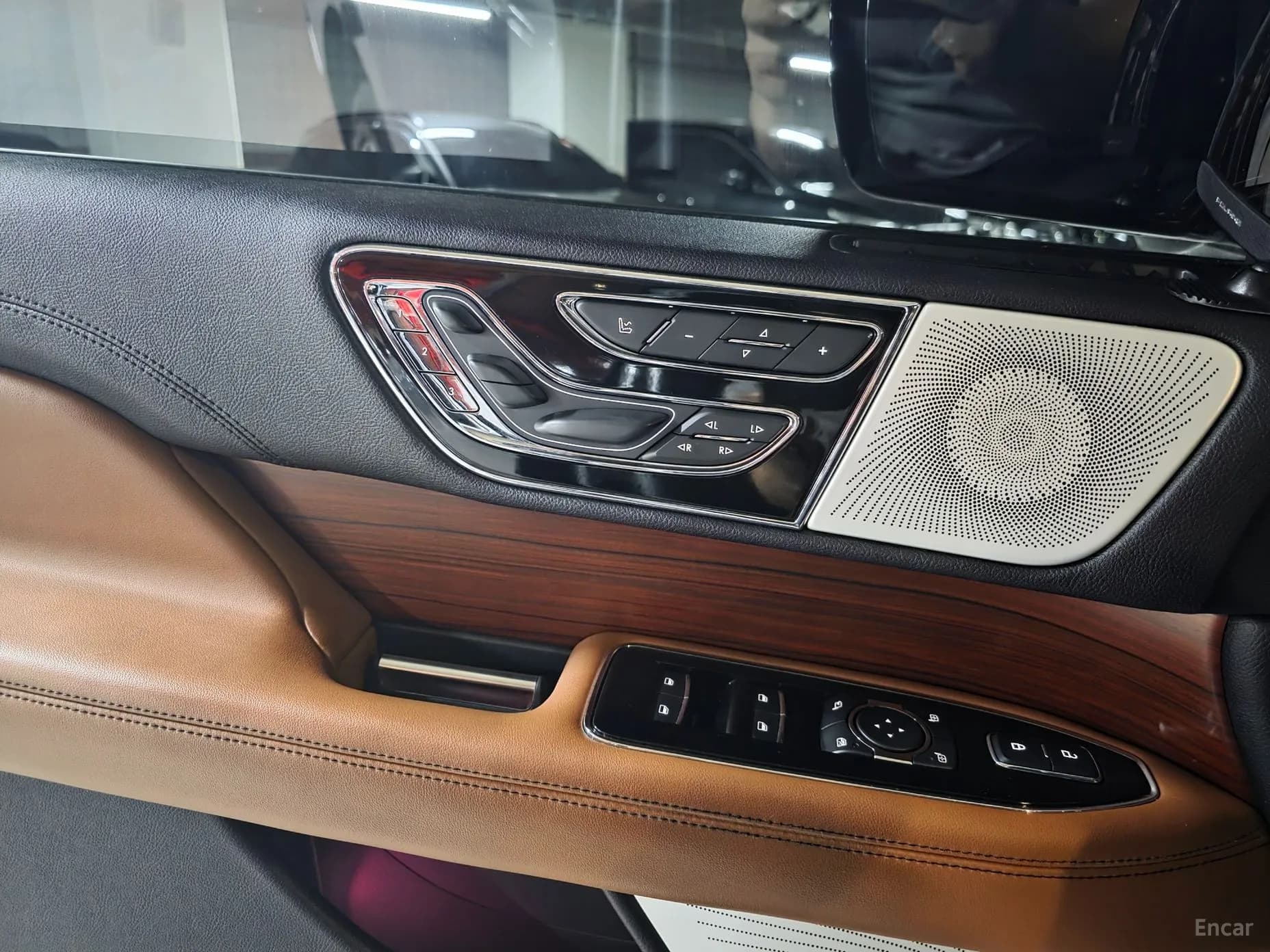 Navigator 4th generation