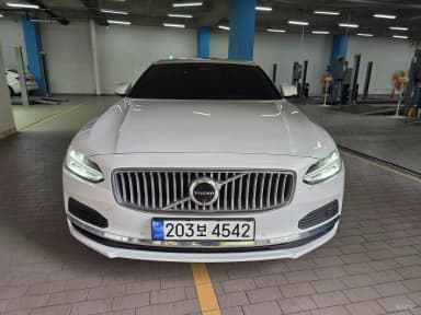 S90