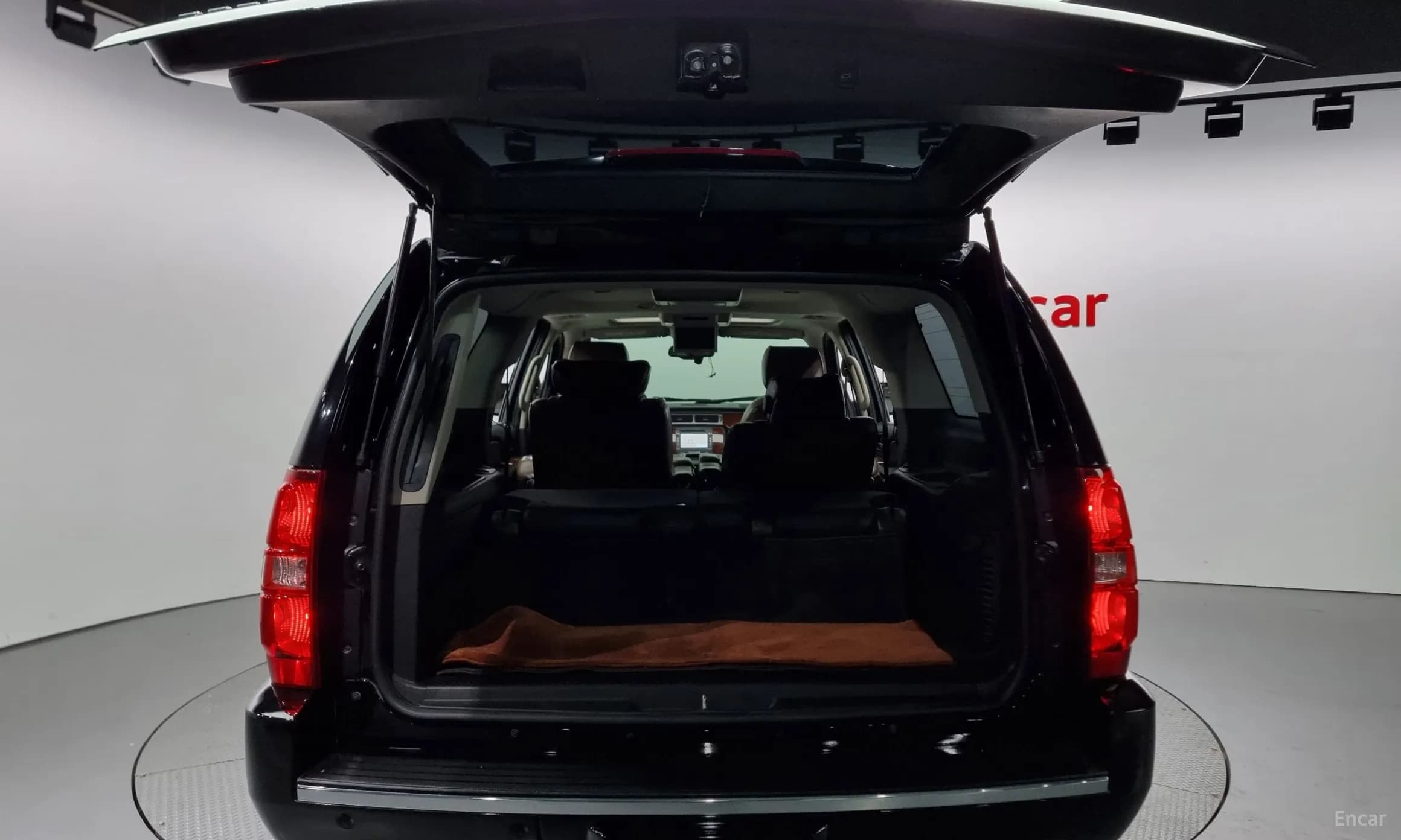 Server Van