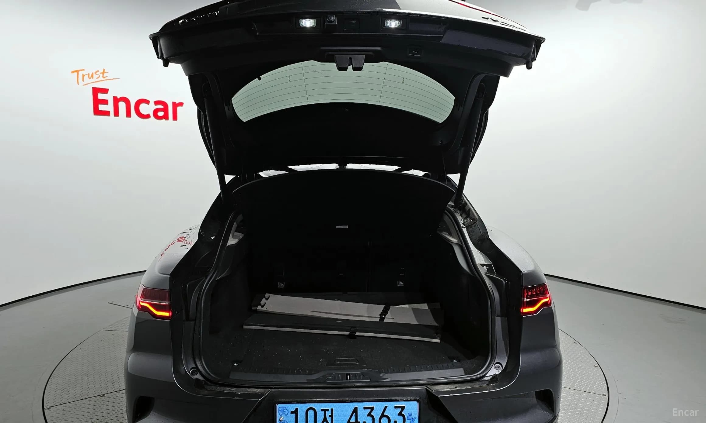 I-PACE
