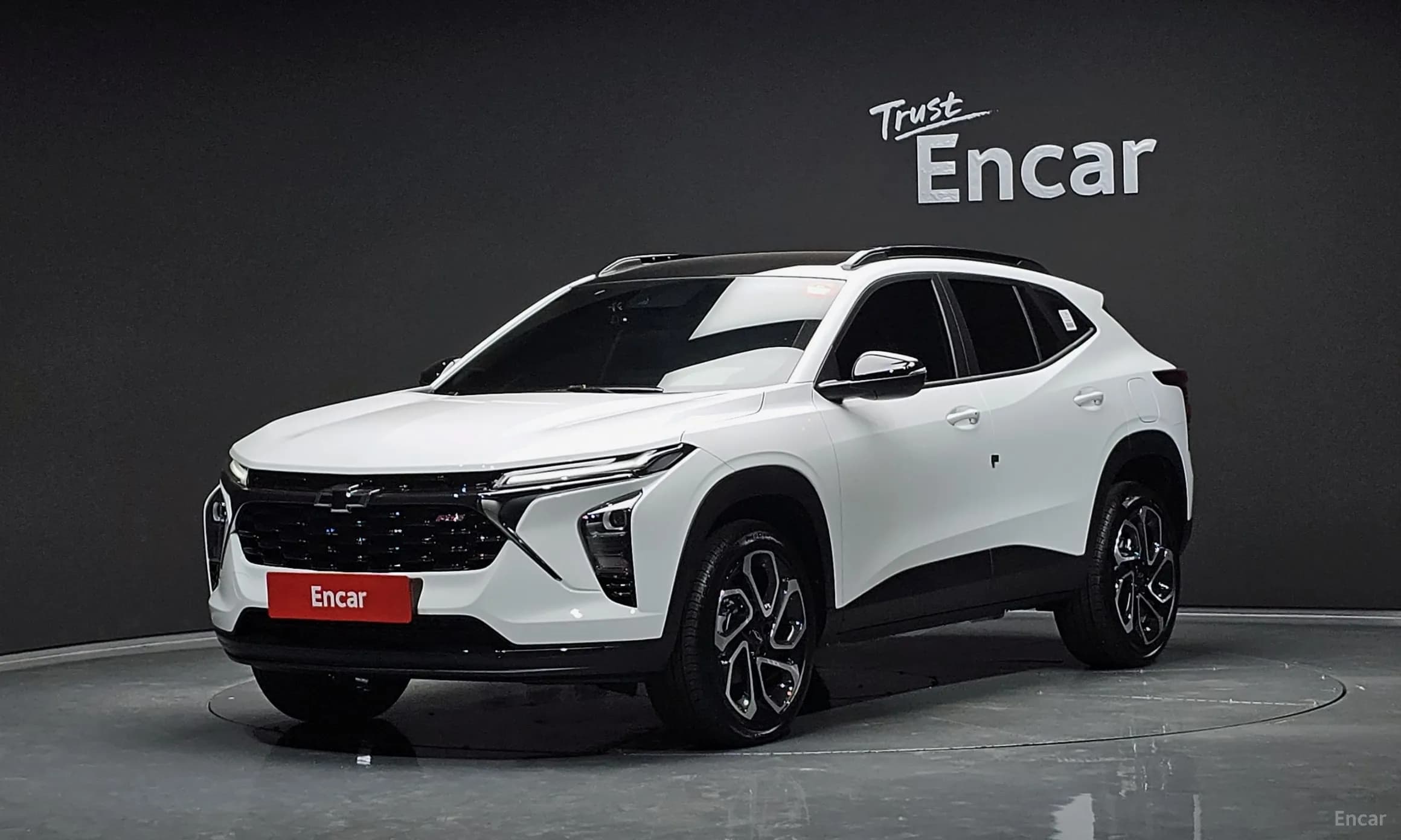 Trax Crossover