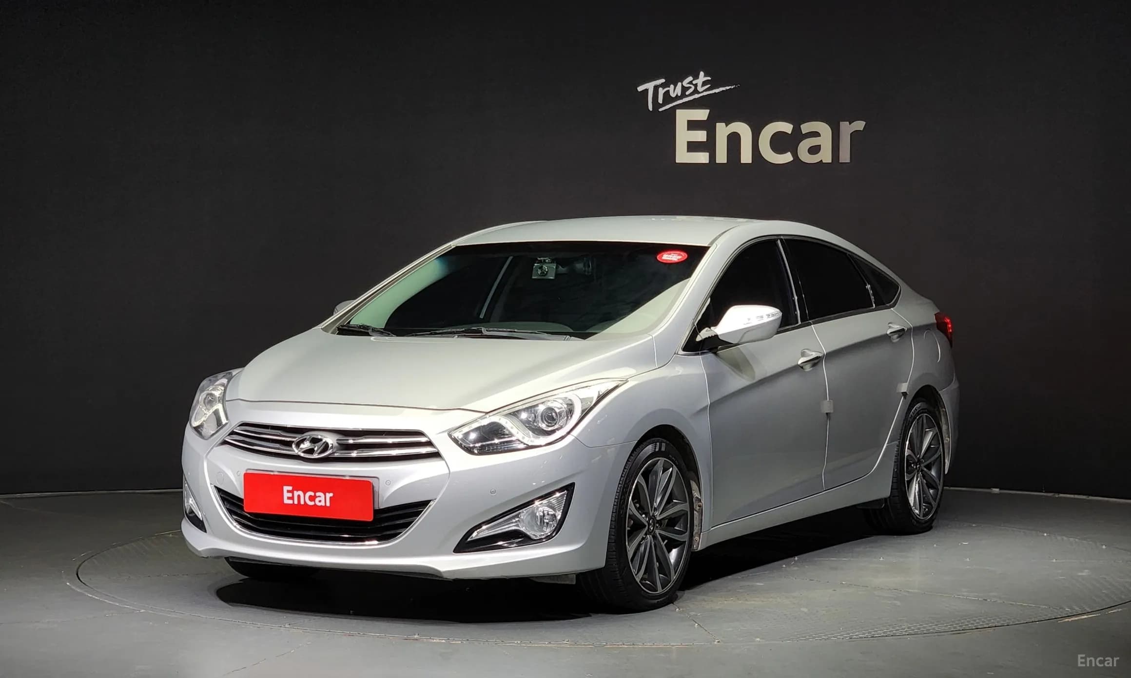 i40 Saloon