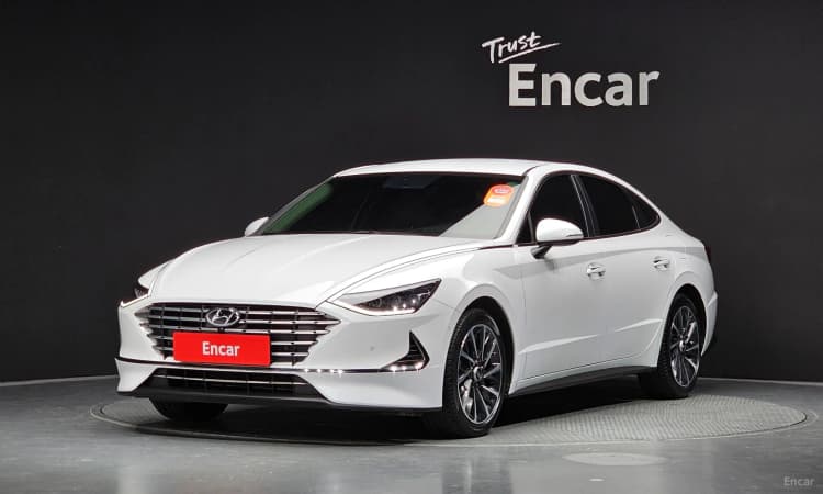 Sonata Hybrid (DN8)