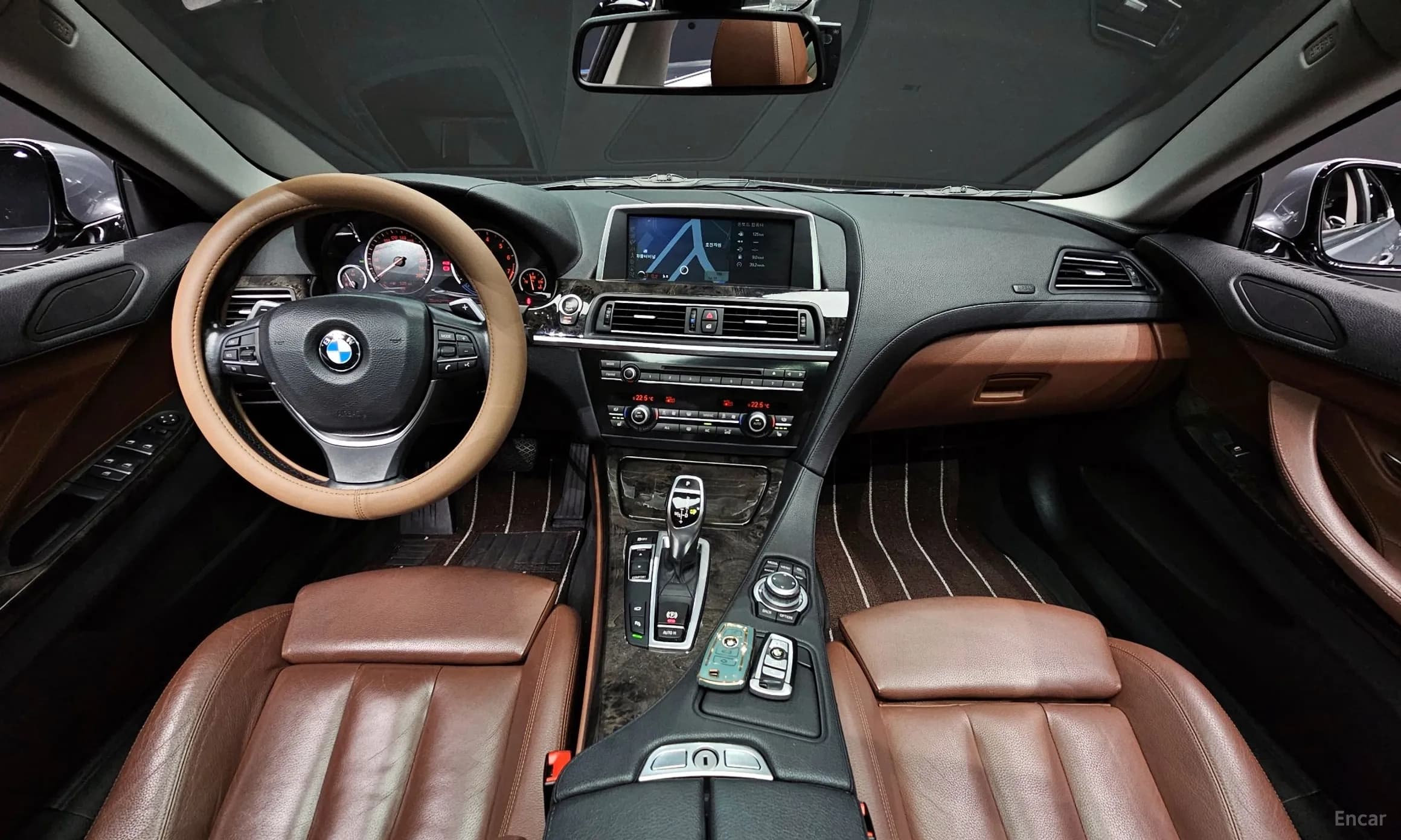6 Series (F12)