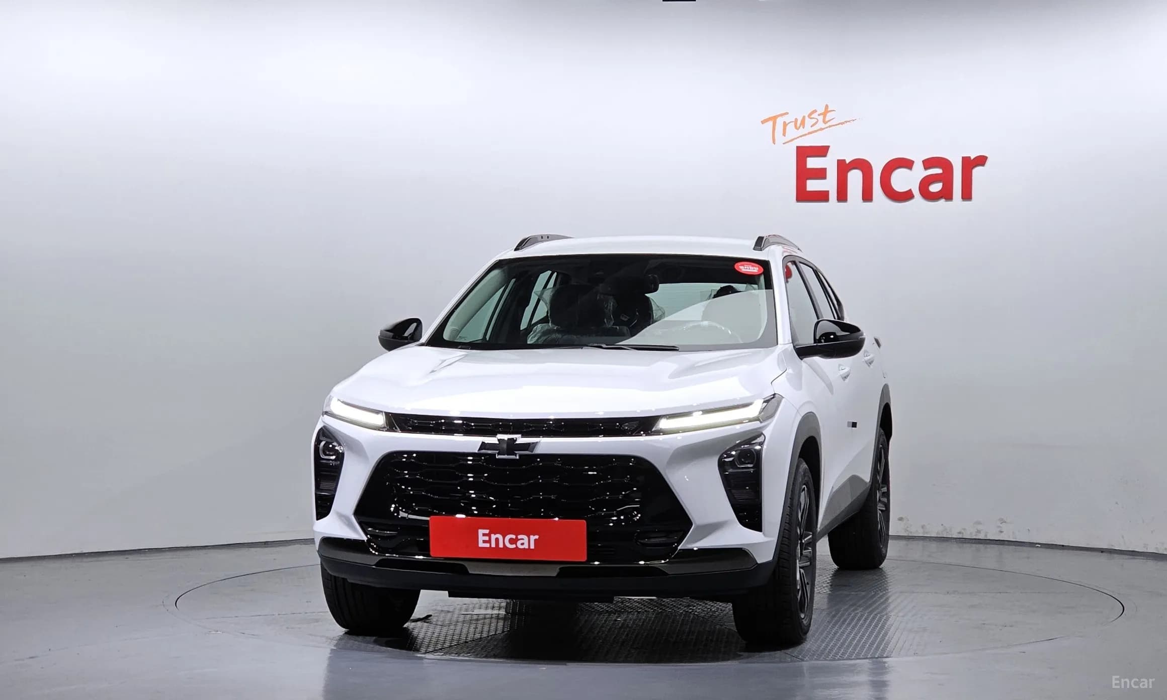 Trax Crossover