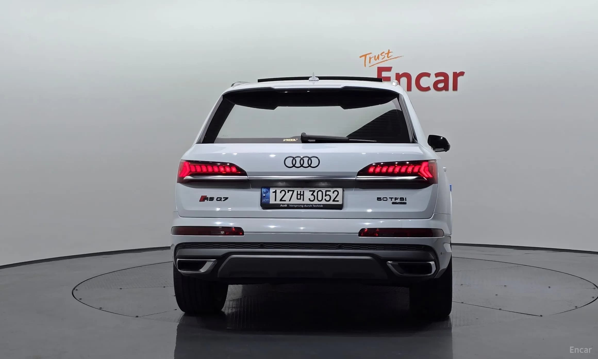 Q7 (4M)