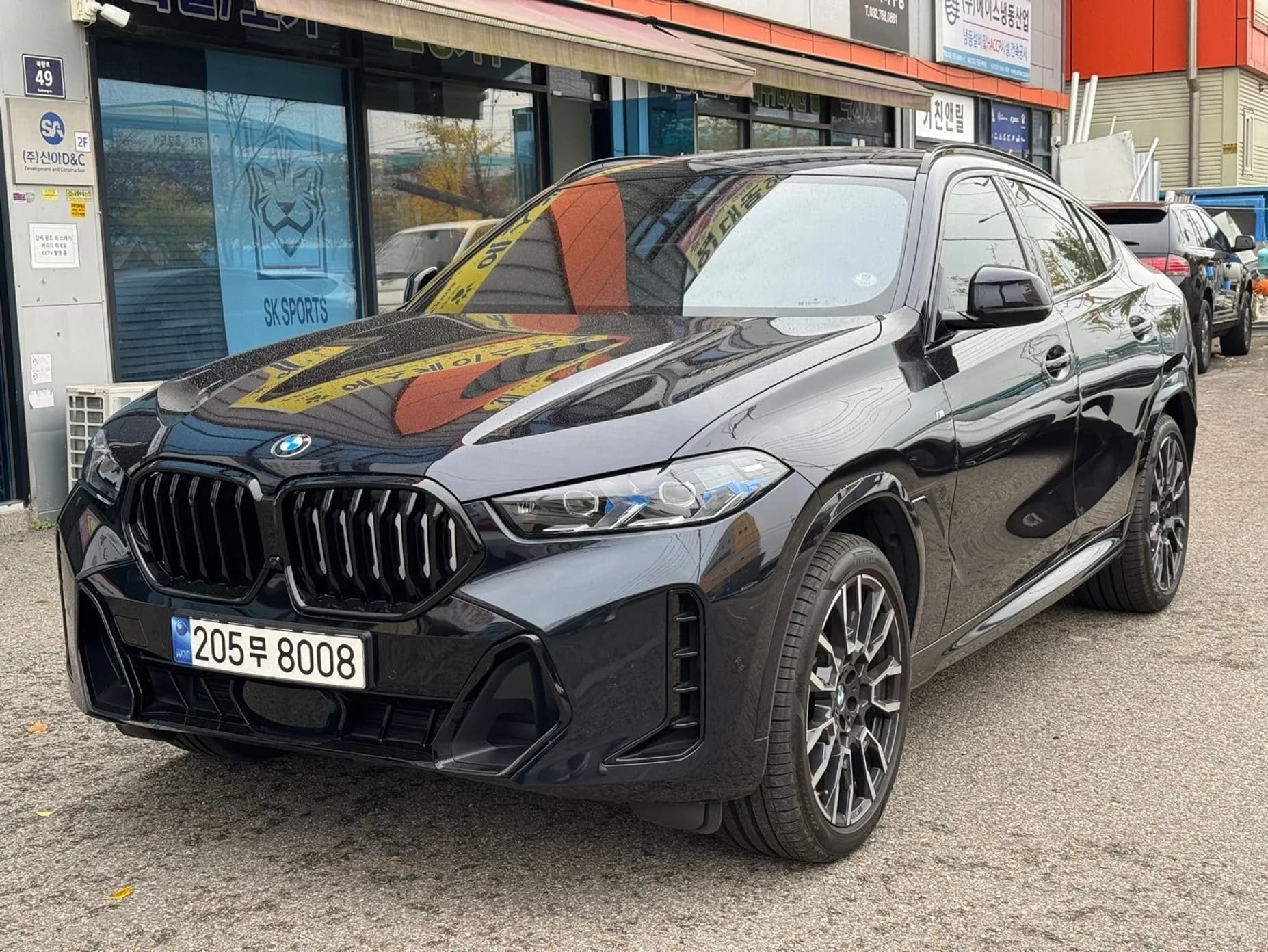 X6 (G06)