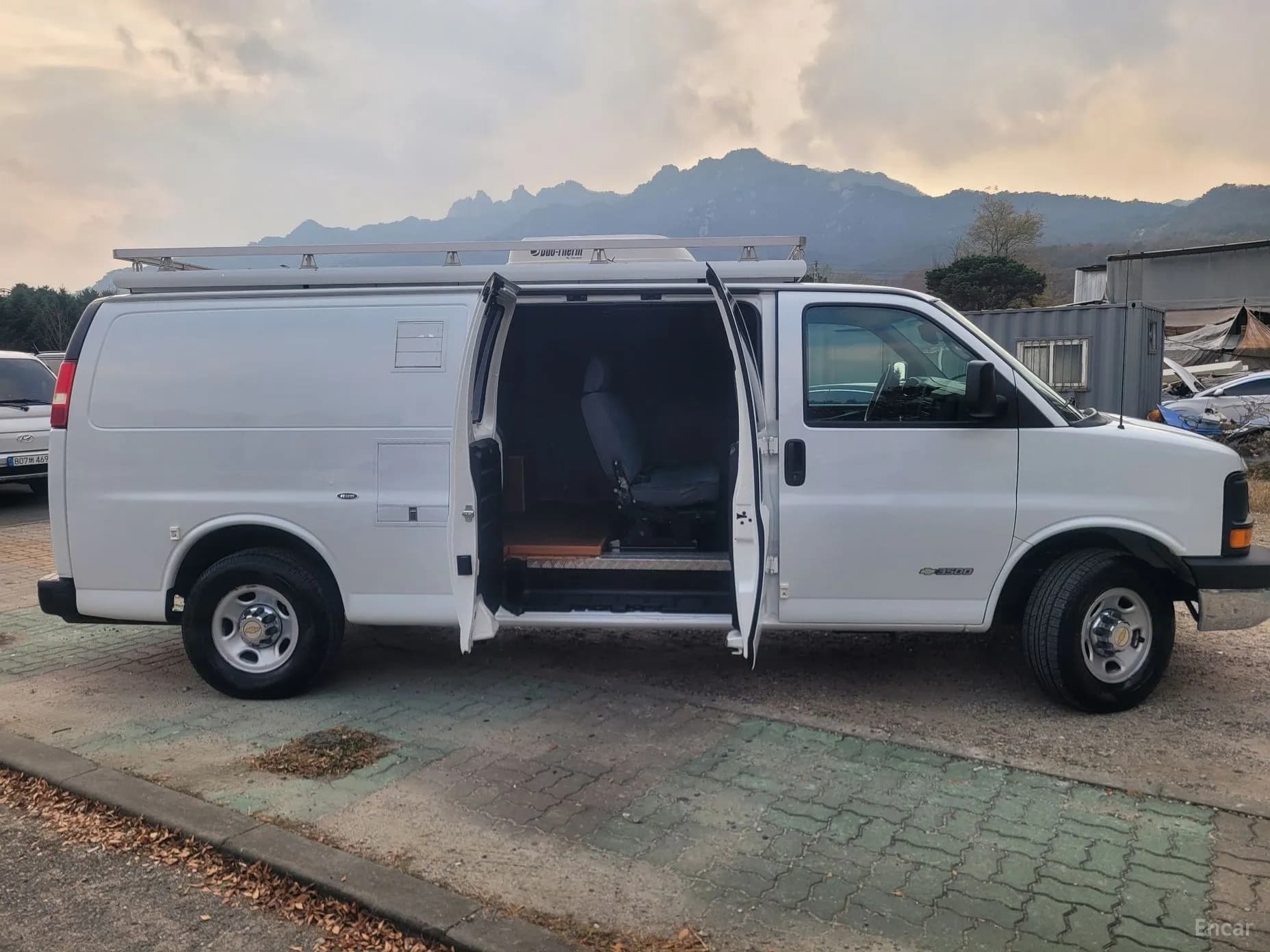Express Van