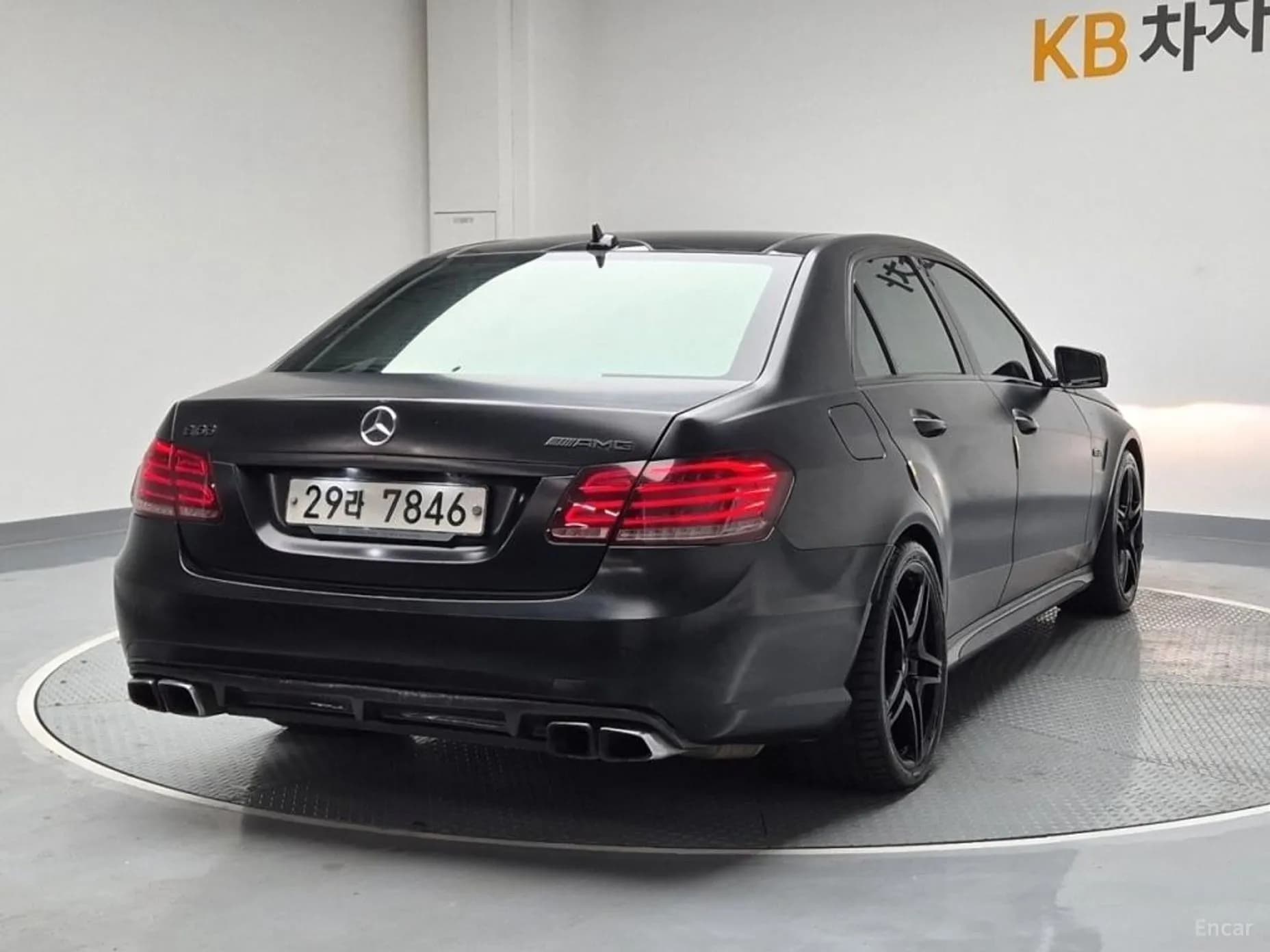 E-Class W212