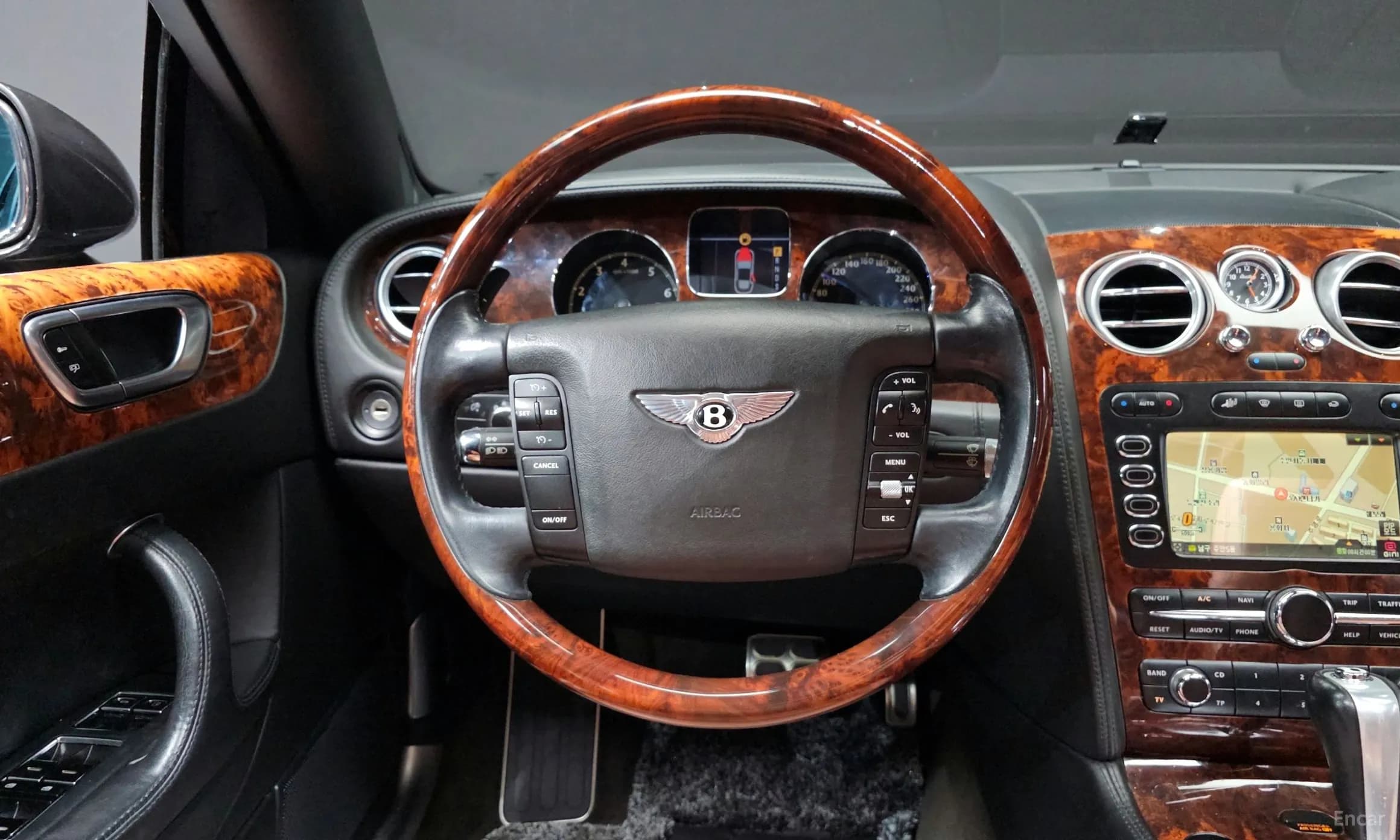 Flying Spur Gen 1