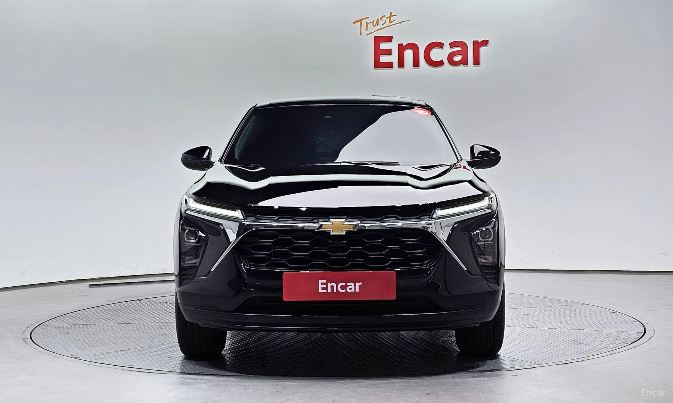 Trax Crossover
