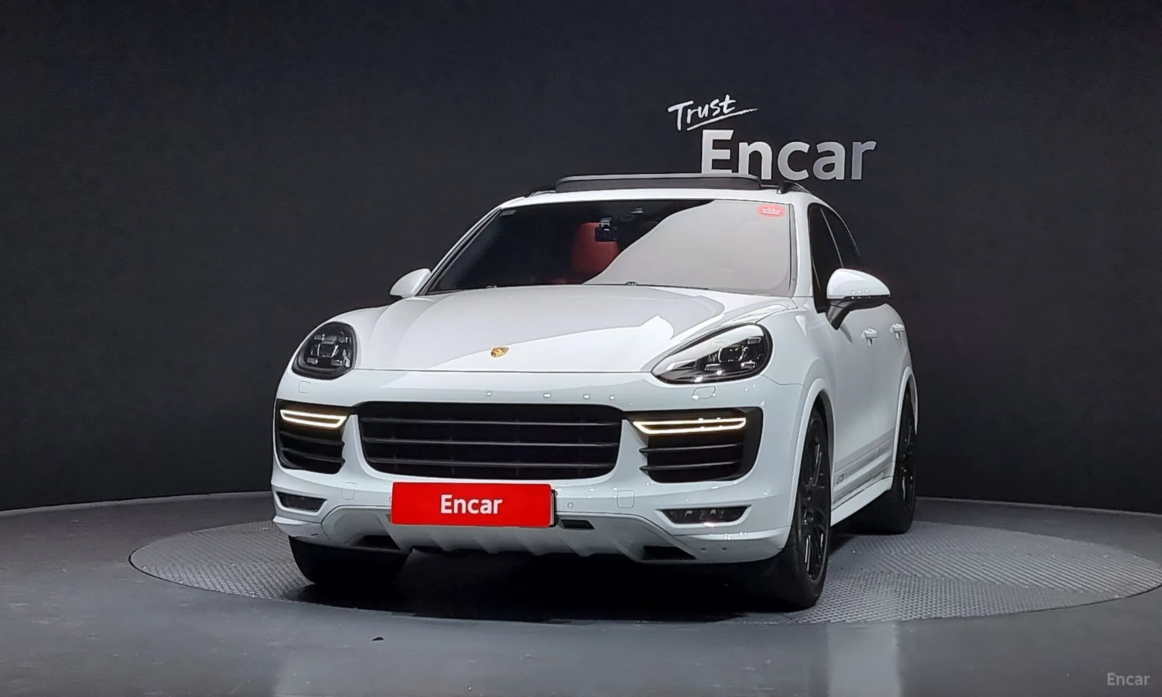 New Cayenne
