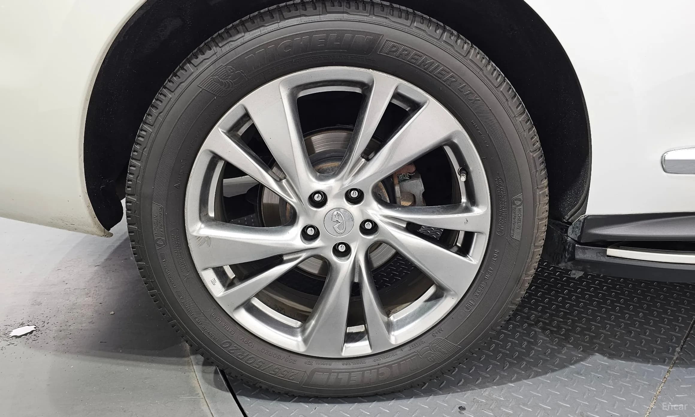 QX60