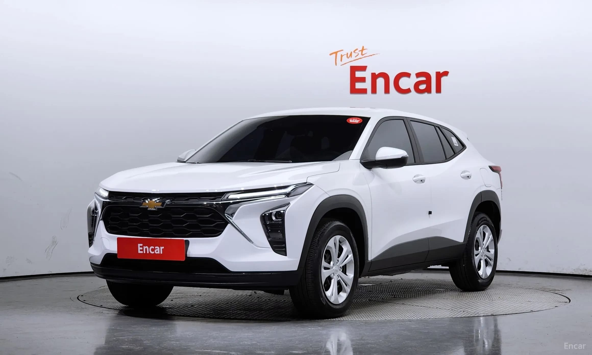 Trax Crossover