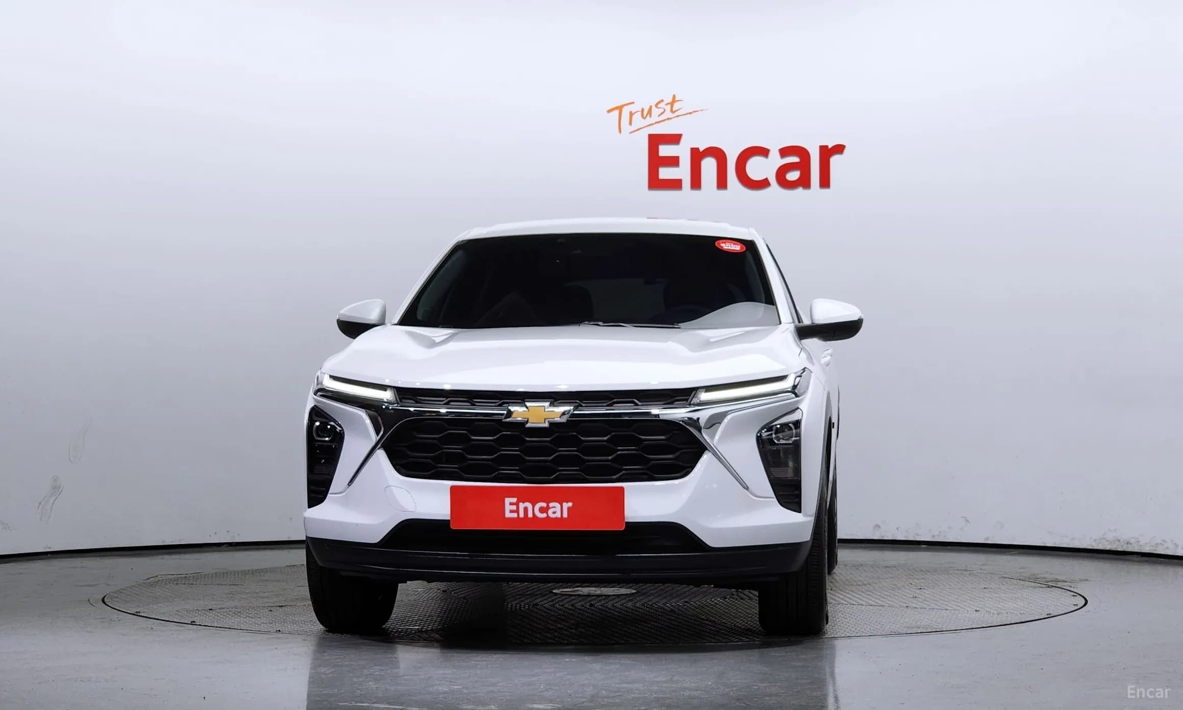 Trax Crossover