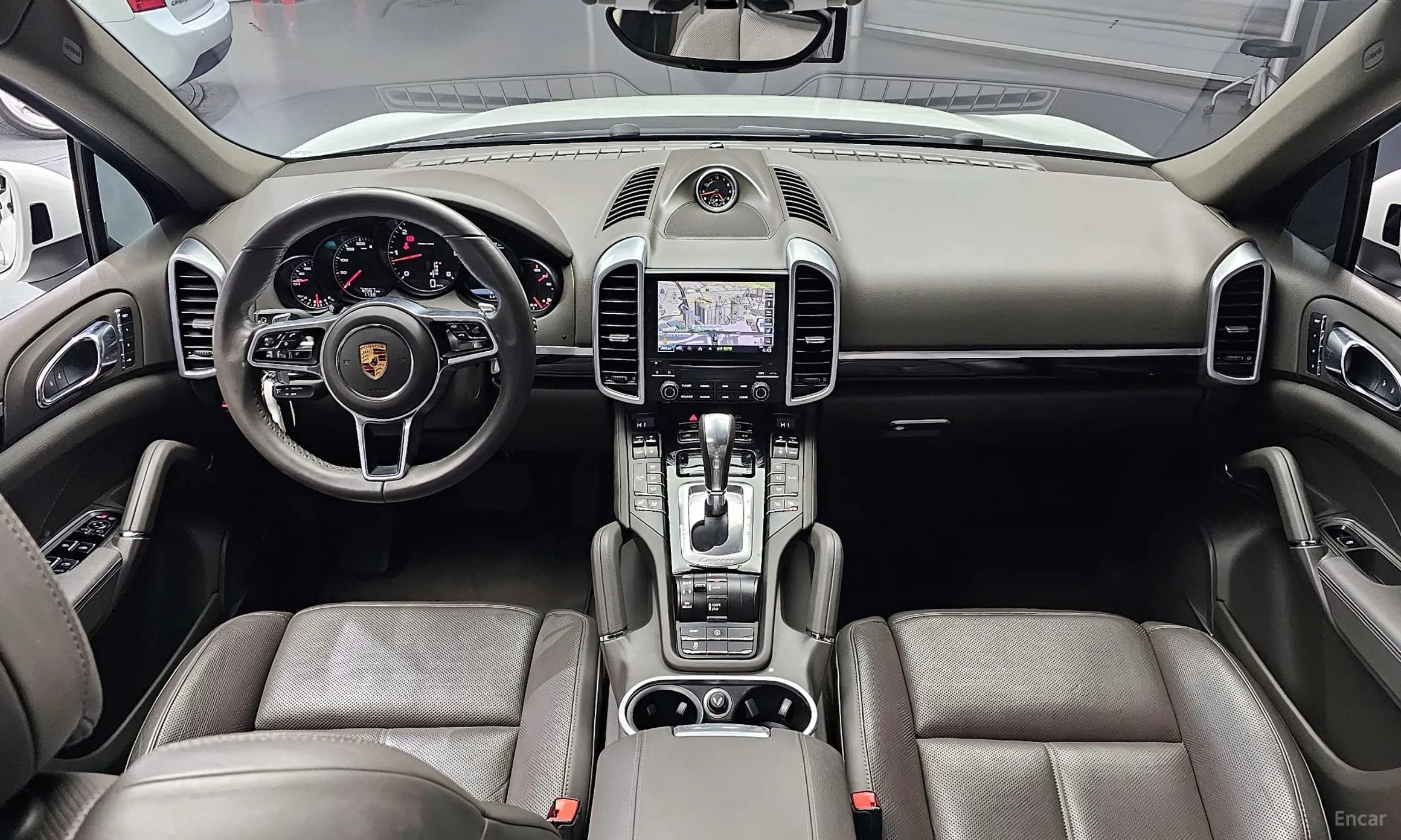 New Cayenne