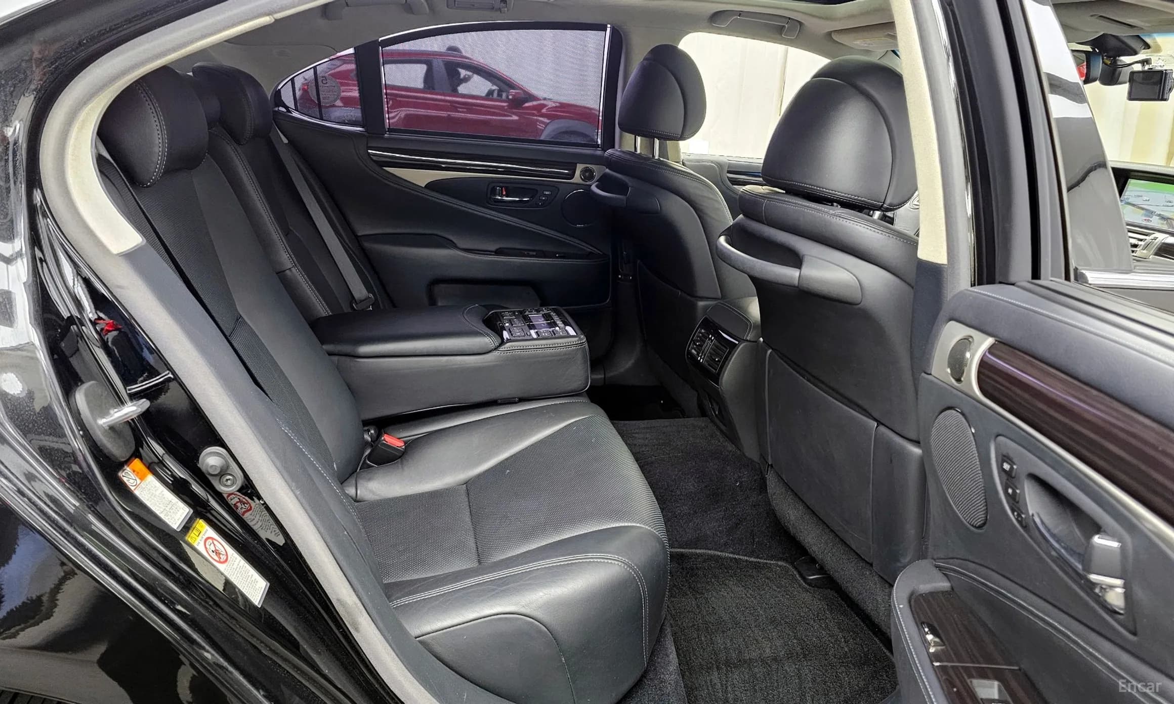 LS460