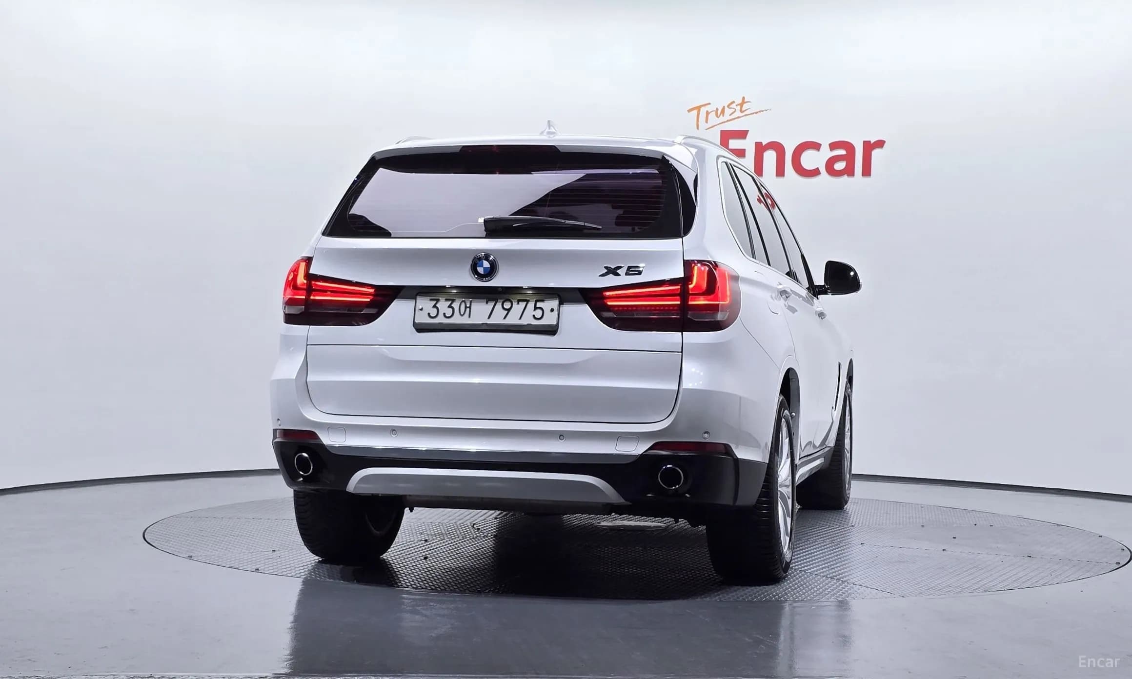 X5 (F15)