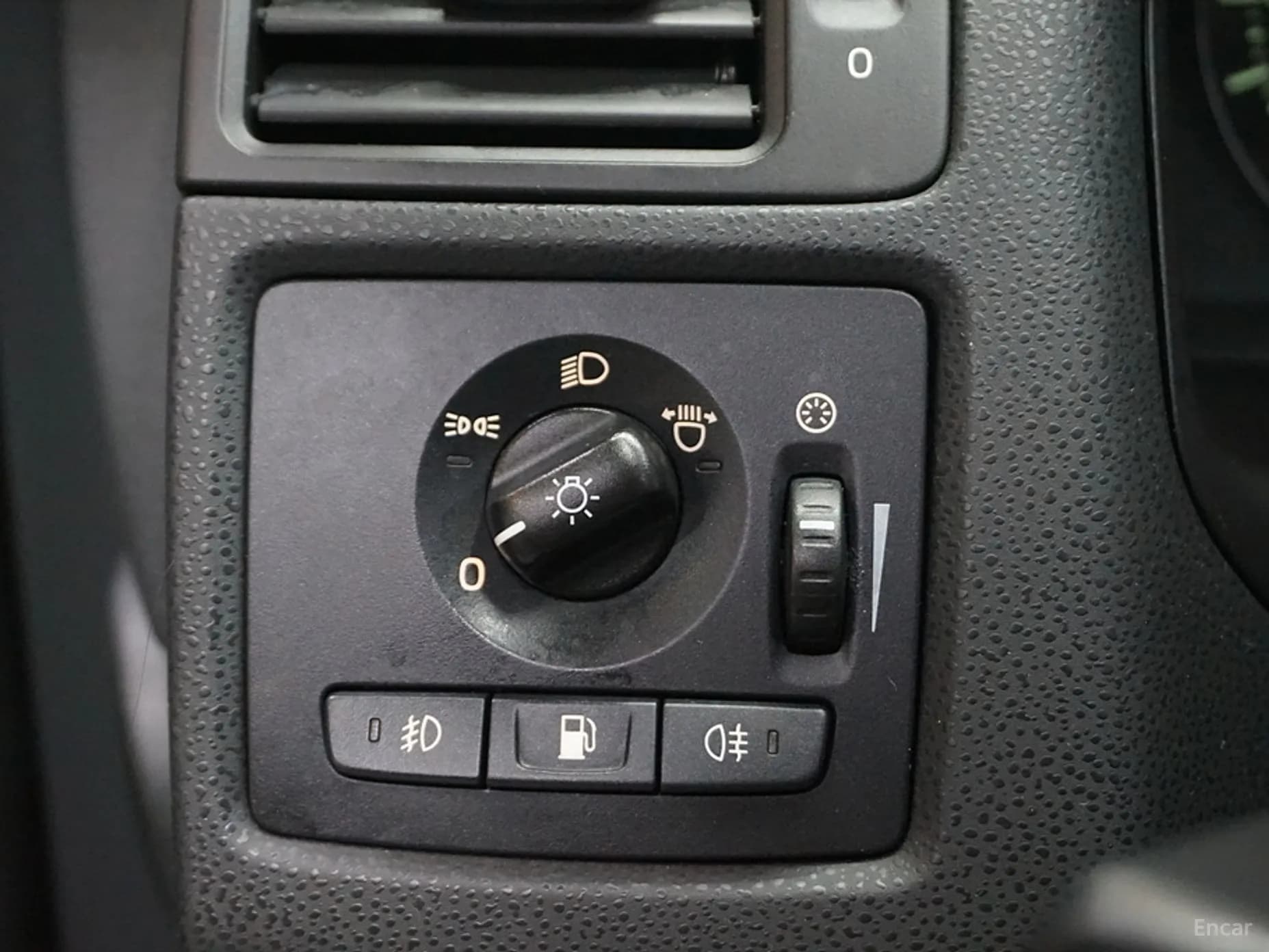 C30.