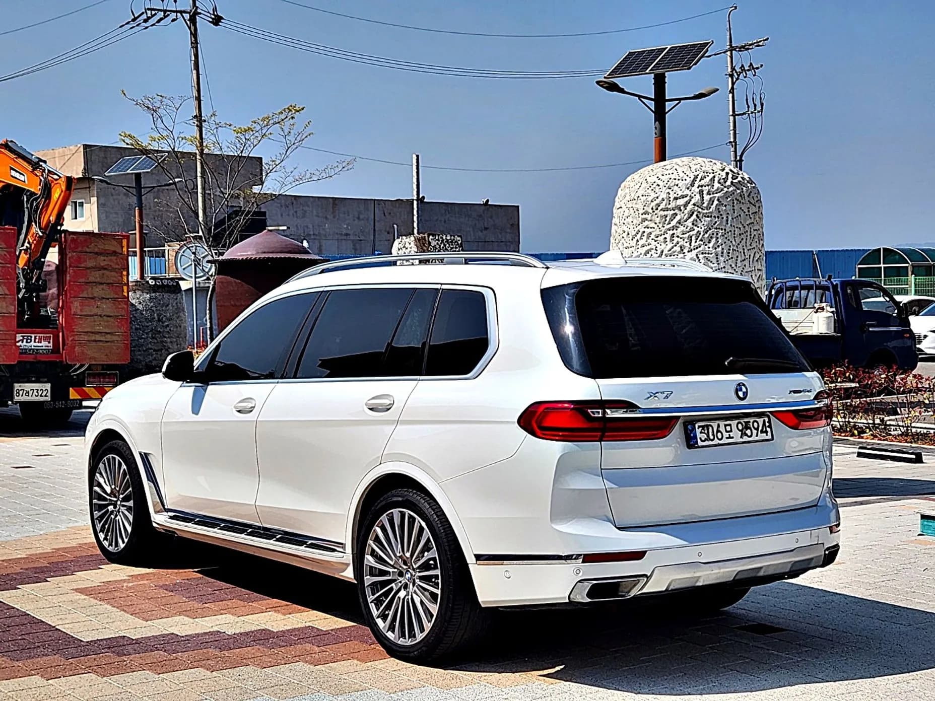 X7 (G07)