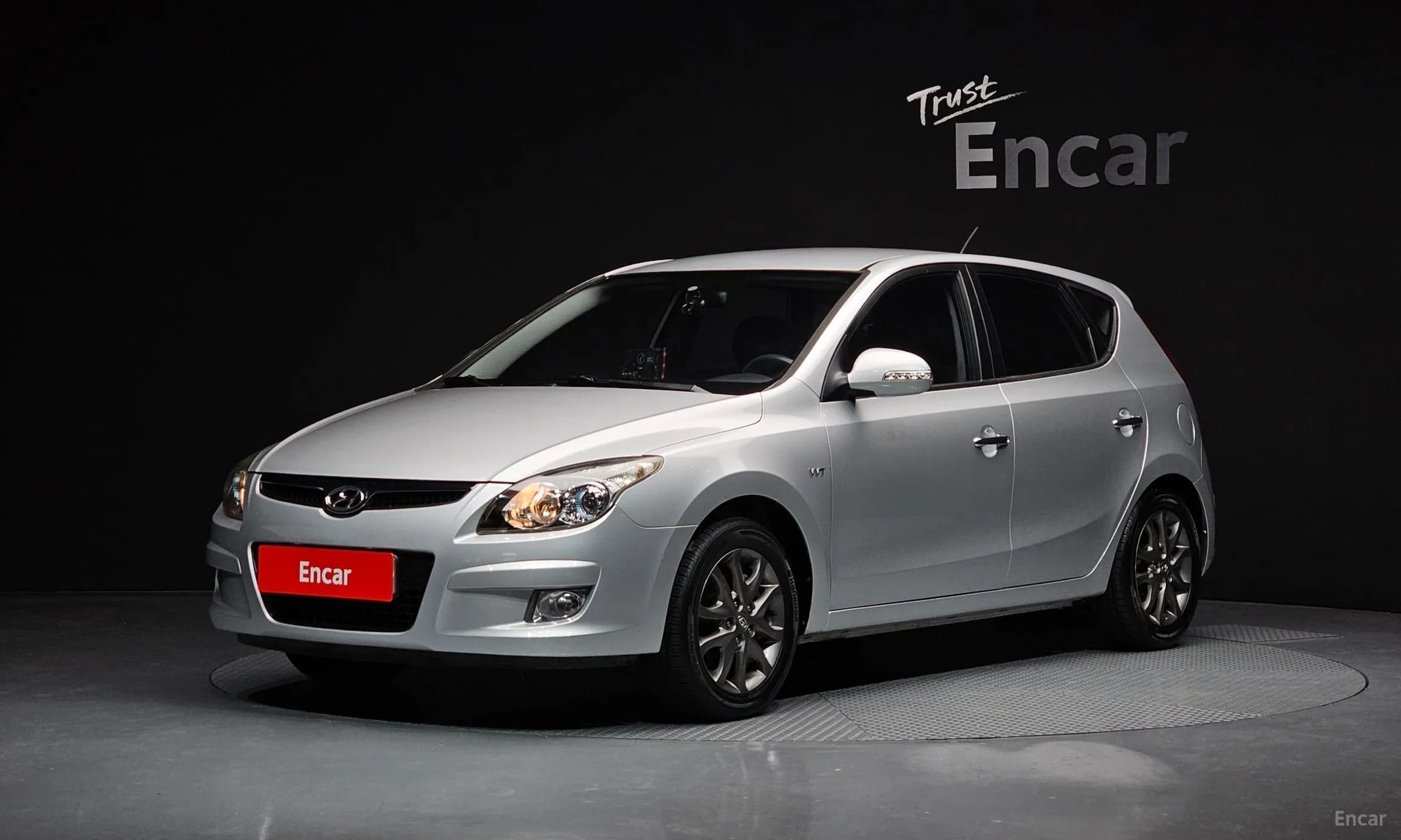 i30