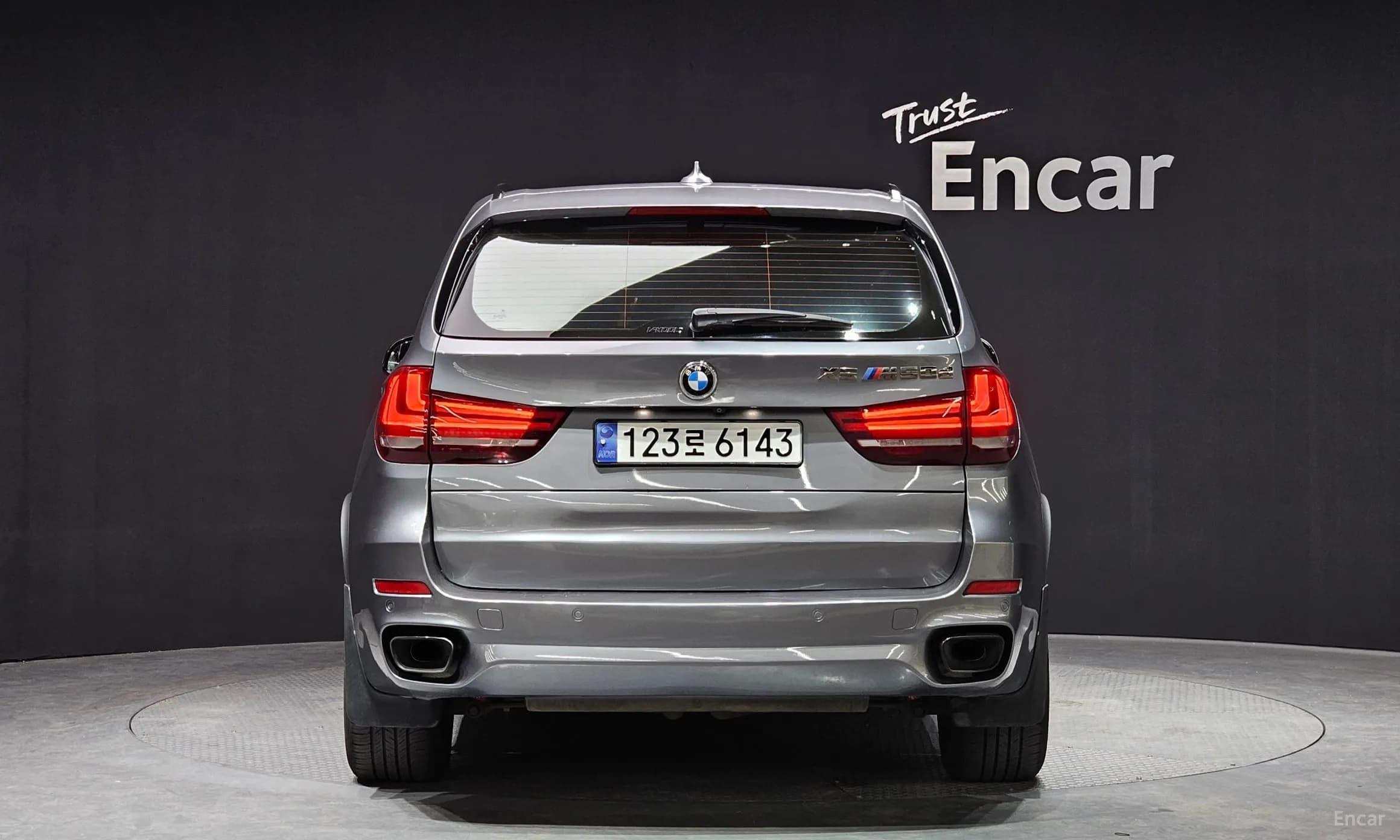 X5 (F15)