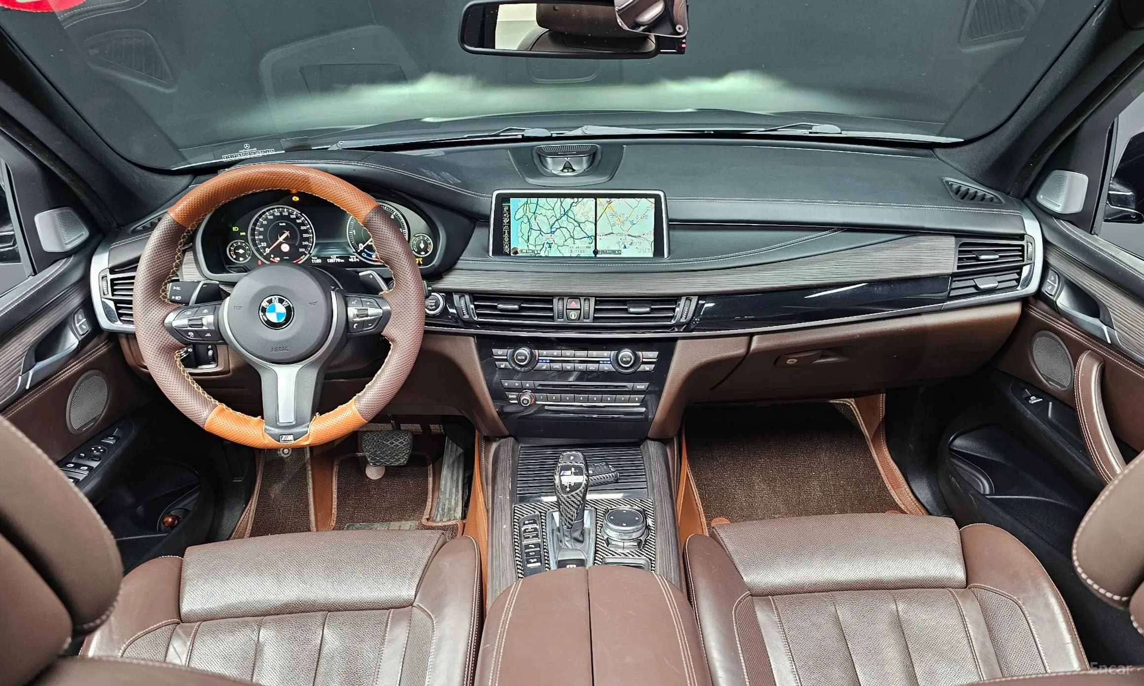 X5 (F15)
